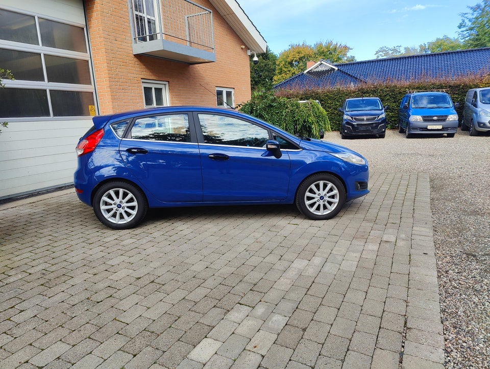 Ford Fiesta 1,5 TDCi 95 Titanium Van 5d