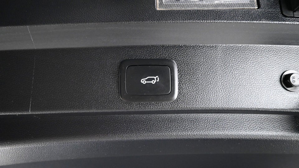 MG Marvel R Luxury 5d