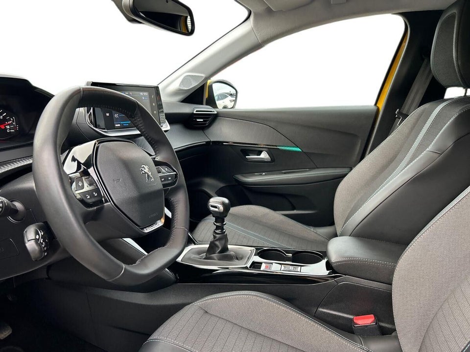 Peugeot 208 1,2 PureTech 100 Allure 5d