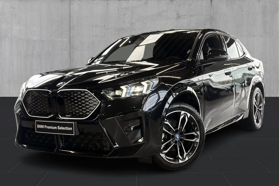 BMW iX2 eDrive20 M-Sport 5d