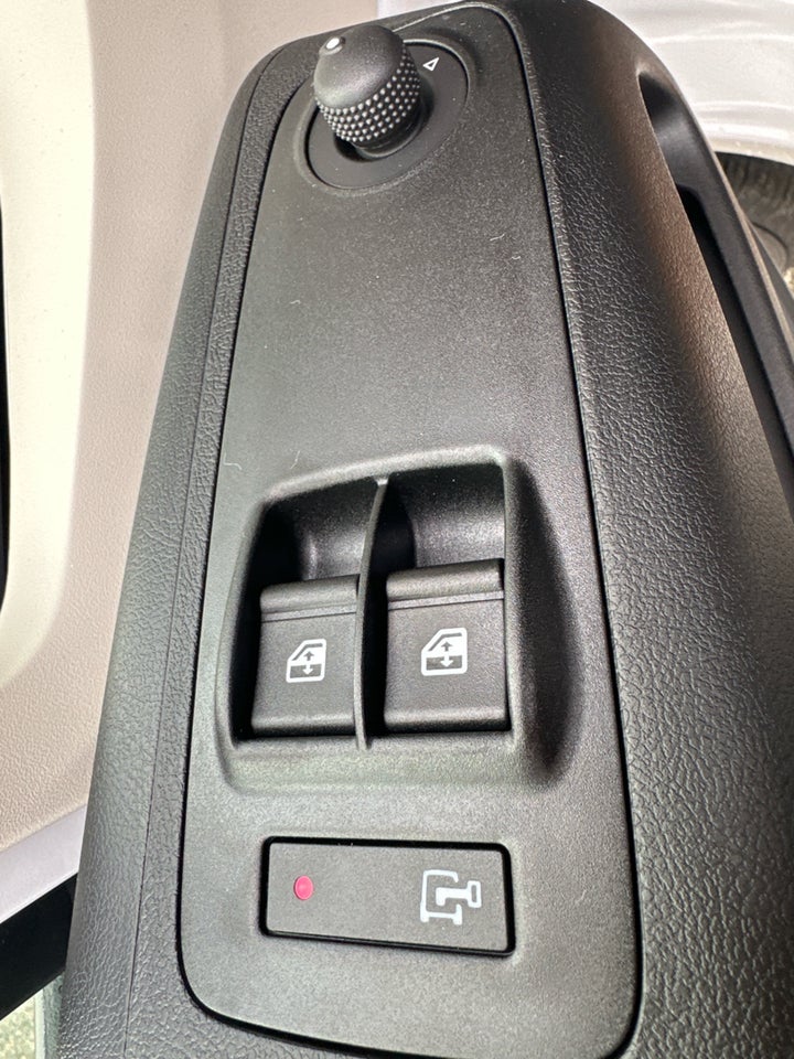 Fiat Ducato 35 Maxi 2,2 MJT 180 Kassevogn L2H2 Pro aut.