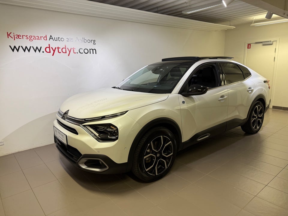 Citroën ë-C4 X 50 Shine Pack 4d