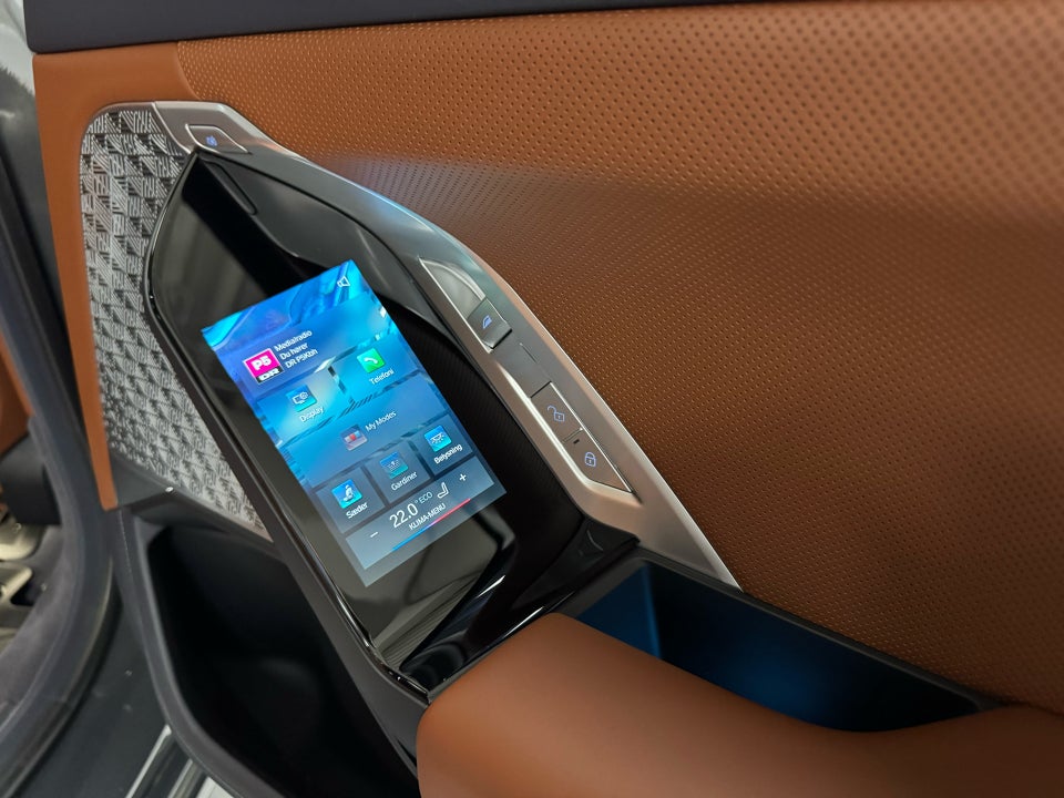 BMW i7 xDrive60 M-Sport 4d