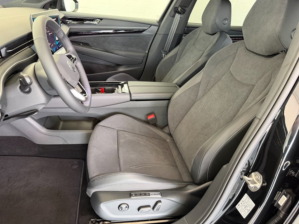 VW ID.7 86 Style S+ Tourer 5d
