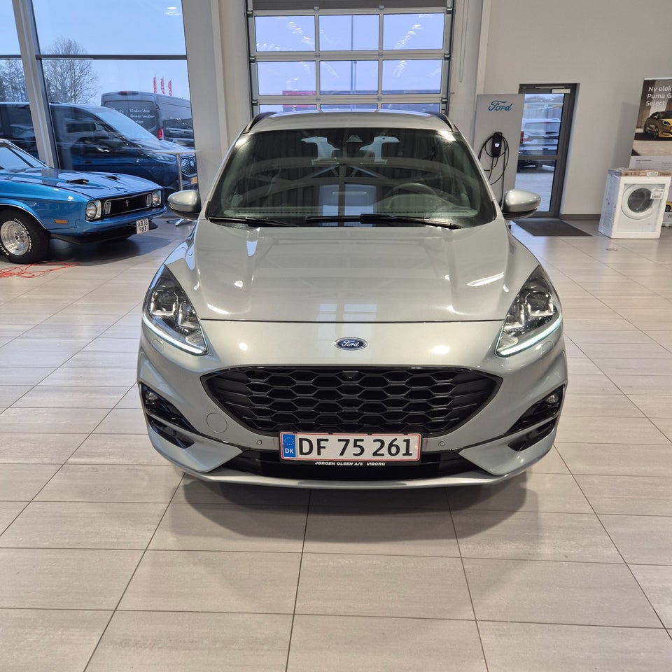Ford Kuga 2,5 PHEV ST-Line CVT 5d