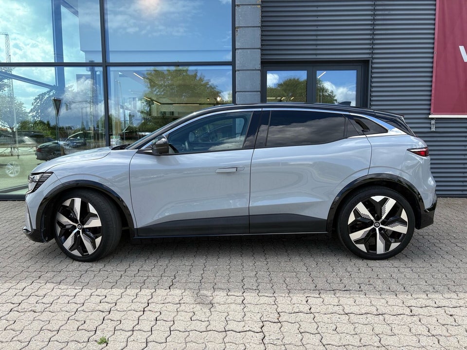 Renault Megane E-Tech 60 Techno 5d