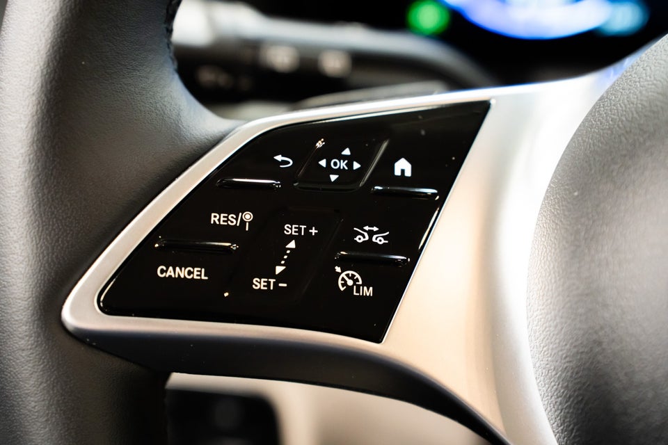 Mercedes EQA250+ Progressive 5d