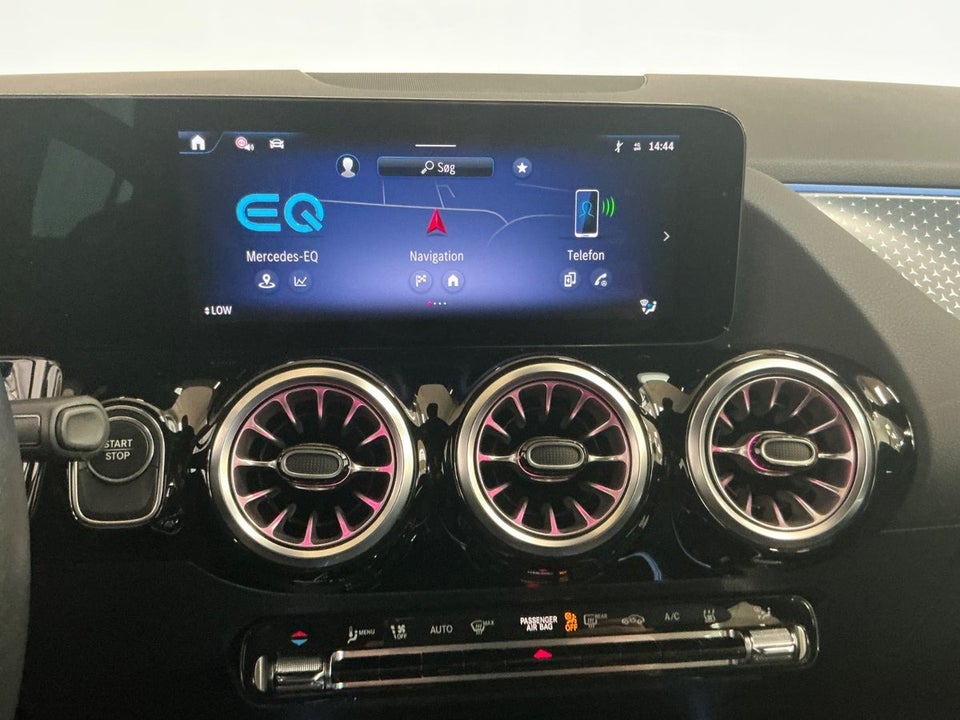 Mercedes EQA250+ Progressive 5d