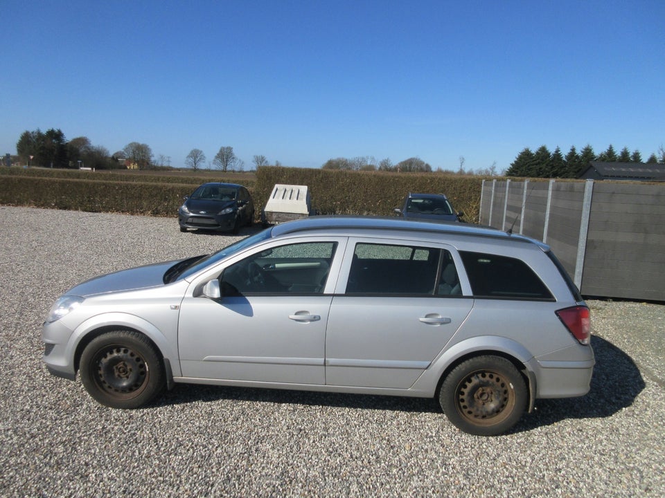 Opel Astra 1,9 CDTi 120 Cosmo Wagon 5d