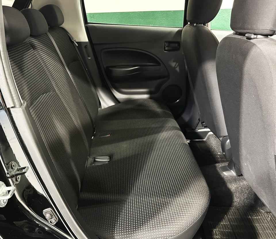 Mitsubishi Space Star 1,2 Intense CVT 5d