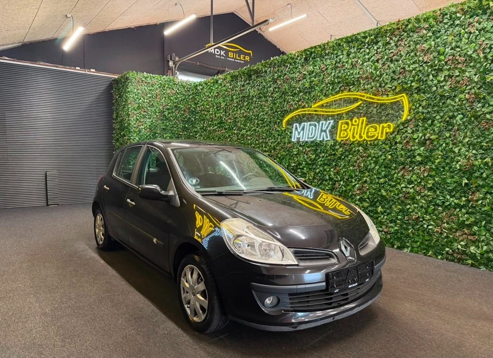 Renault Clio III 1,4 Dynamique Comfort BeatUp 5d