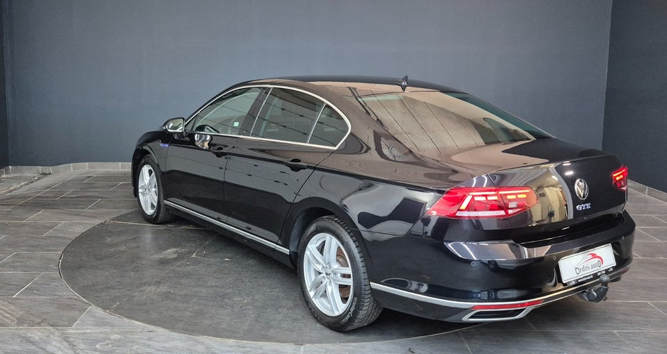 VW Passat 1,4 GTE High DSG 4d