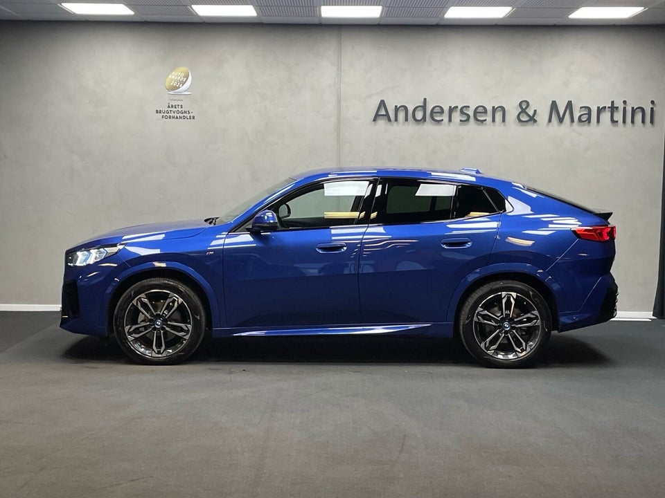 BMW iX2 eDrive20 M-Sport 5d