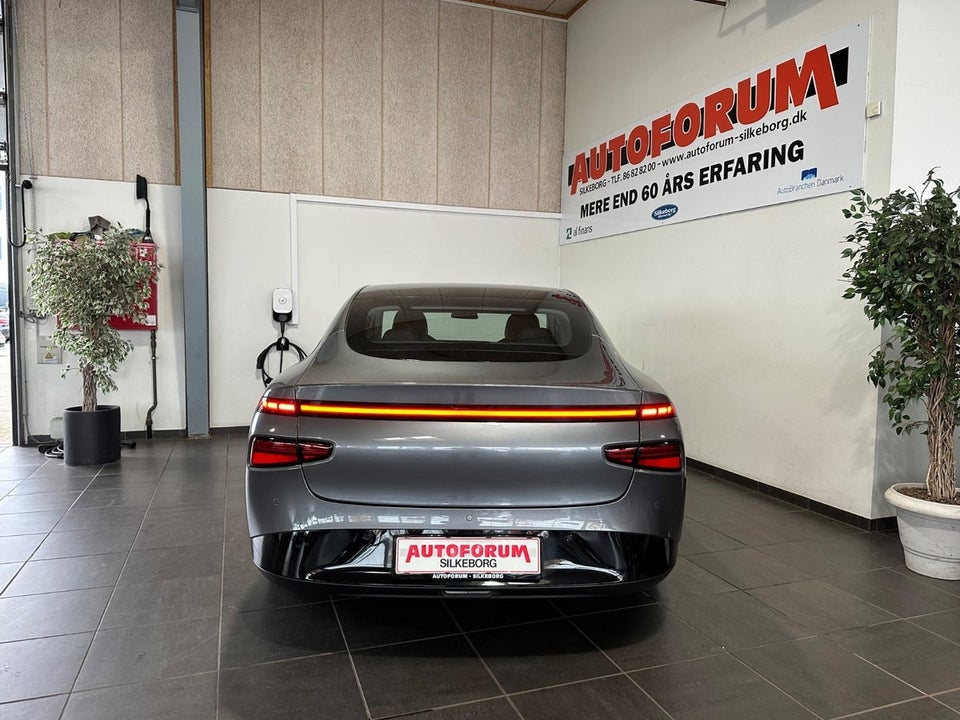 Xpeng P7 Long Range 4d