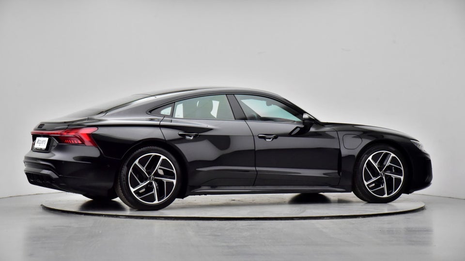 Audi RS e-tron GT quattro 4d