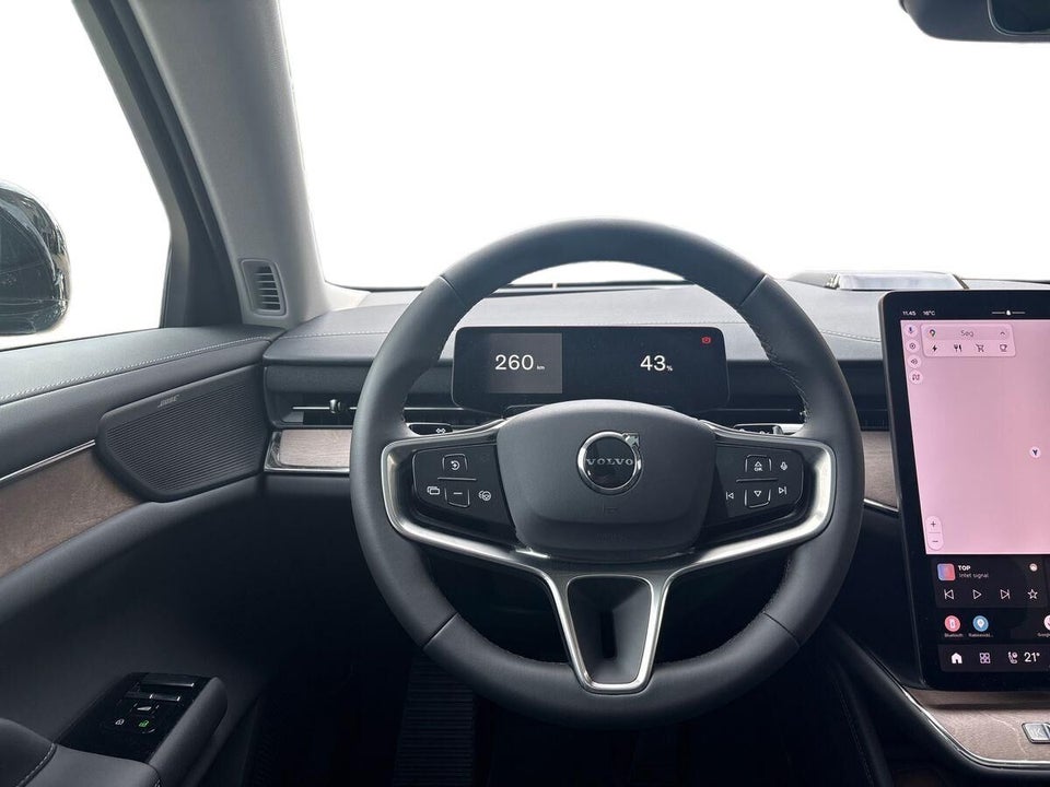 Volvo ES90 Extended Range Plus 4d