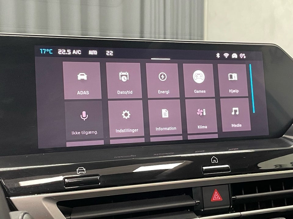 Citroën ë-C4 X 50 Shine 4d