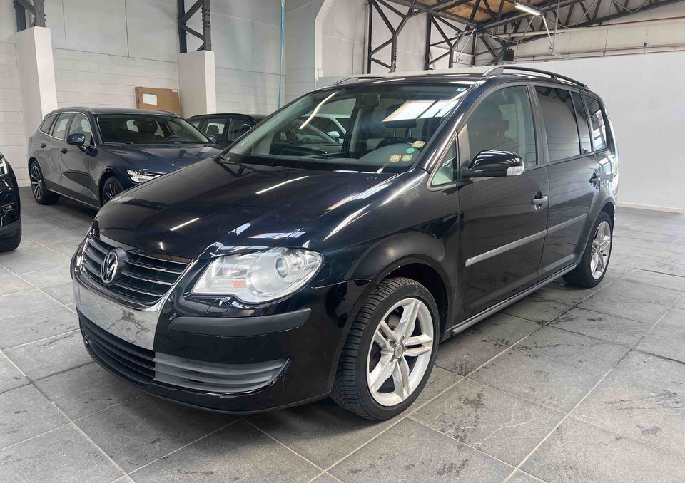 VW Touran 1,9 TDi 105 Trendline 7prs 5d