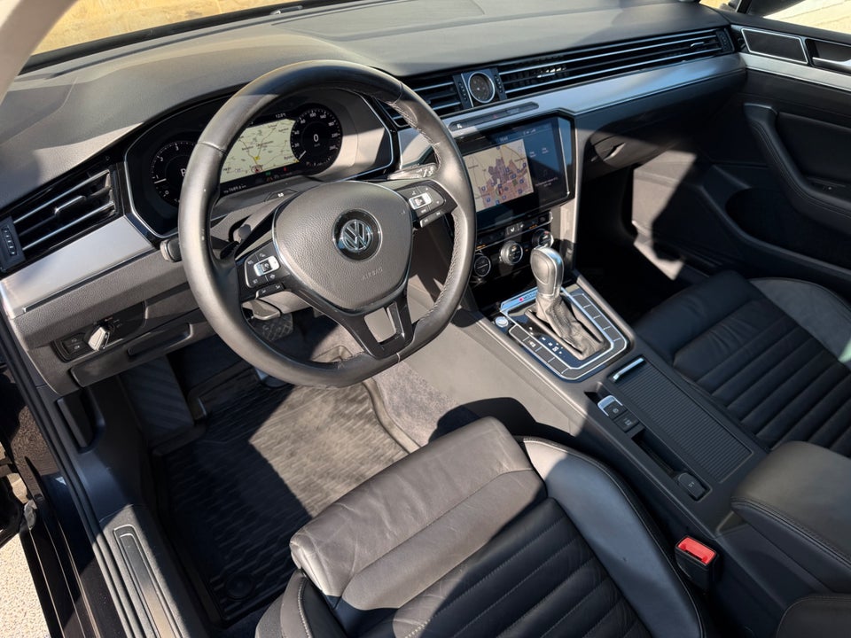 VW Passat 2,0 TDi 190 Highline Variant DSG 4Motion 5d