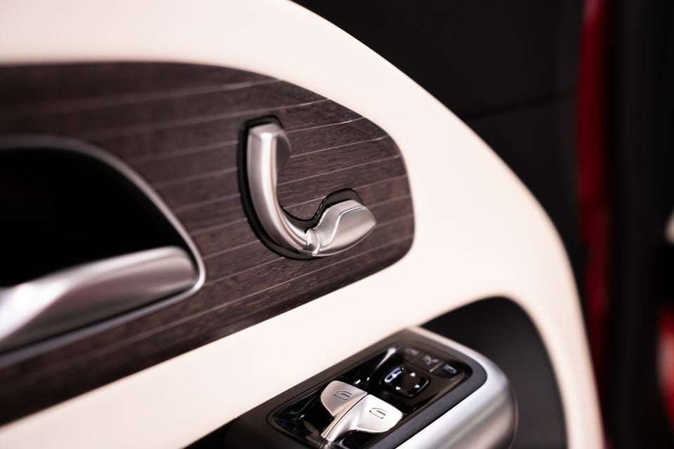 Mercedes CLA250+ EQ Progressive Advance Plus 4d