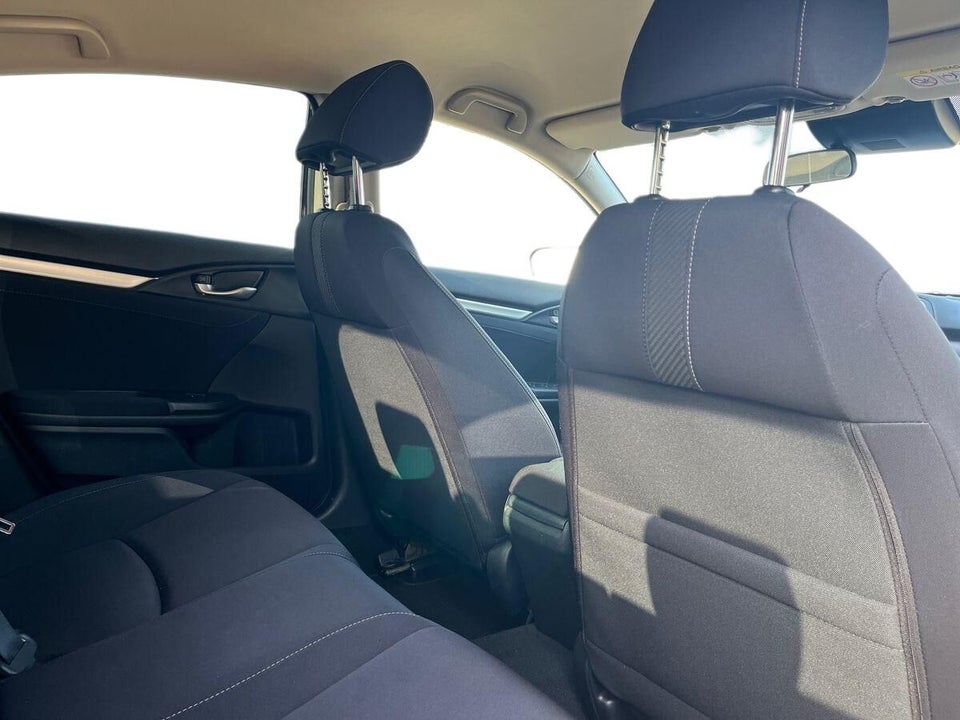 Honda Civic 1,6 i-DTEC Elegance aut. 4d