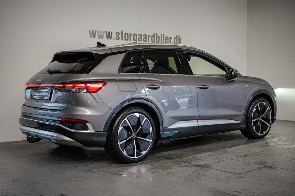 Audi Q4 e-tron 40 S-line 5d