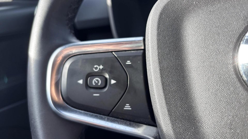 Volvo XC40 P6 ReCharge Core 5d