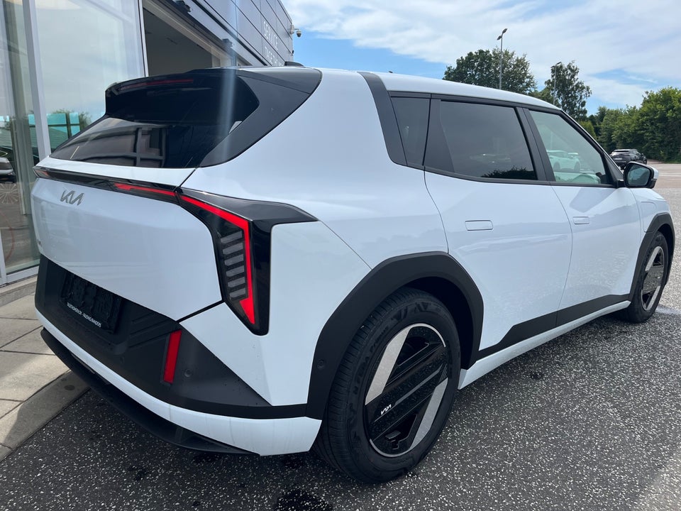 Kia EV4 81 Long Range Earth 5d