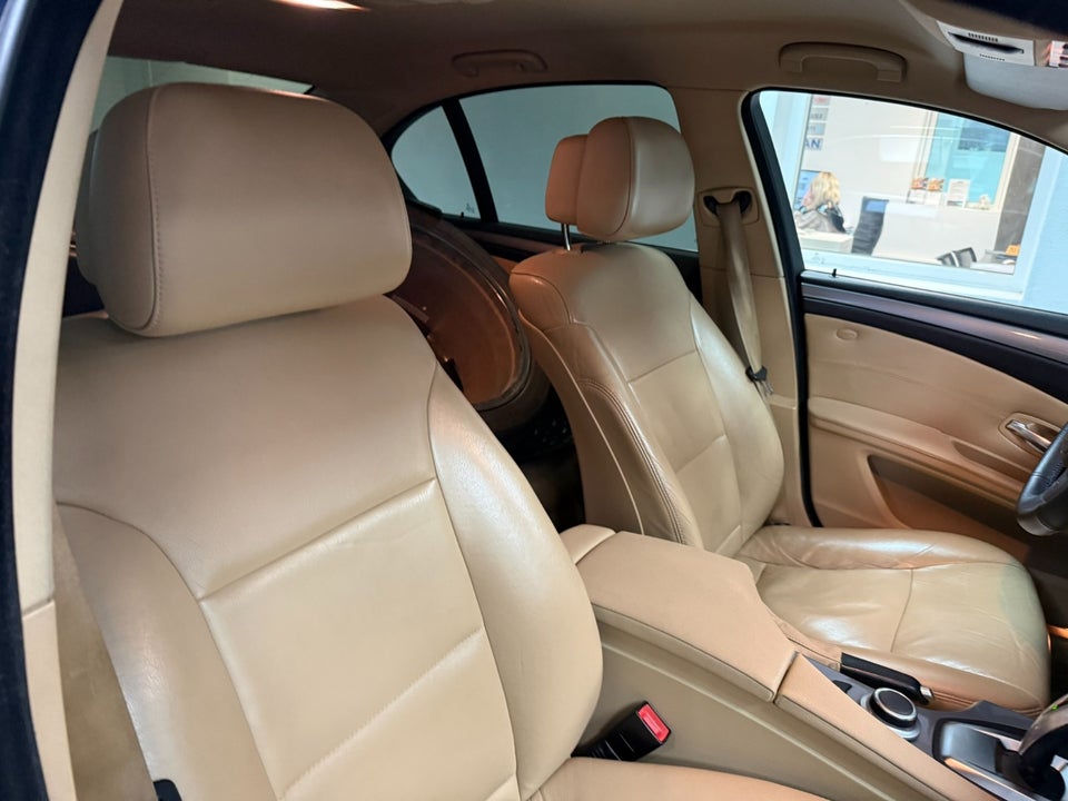 BMW 523i 2,5 Steptr. 4d