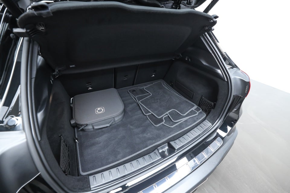 Mercedes EQA250+ AMG Premium 5d