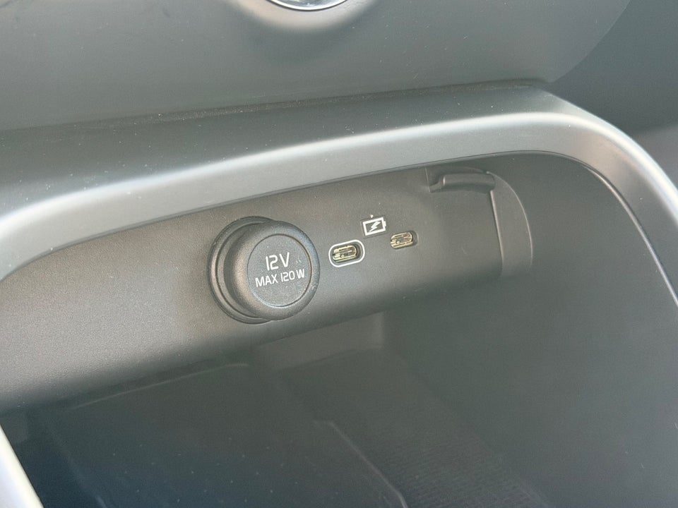 Volvo EX40 Extended Range Core 5d
