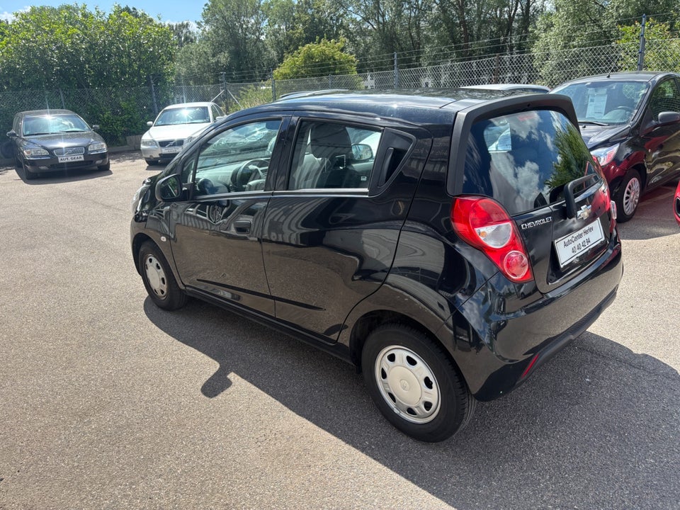 Chevrolet Spark 1,0 LS 5d