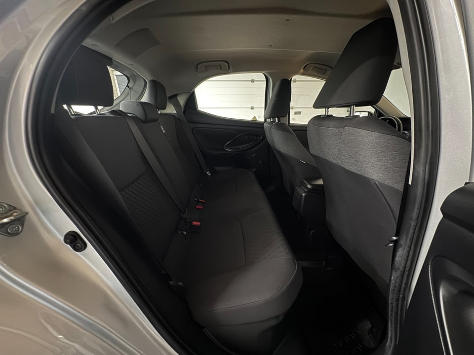 Toyota Yaris 1,5 Hybrid H3 e-CVT 5d