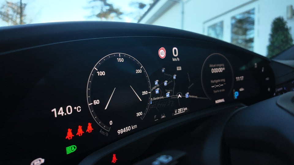 Porsche Taycan 4S Performance+ 4d