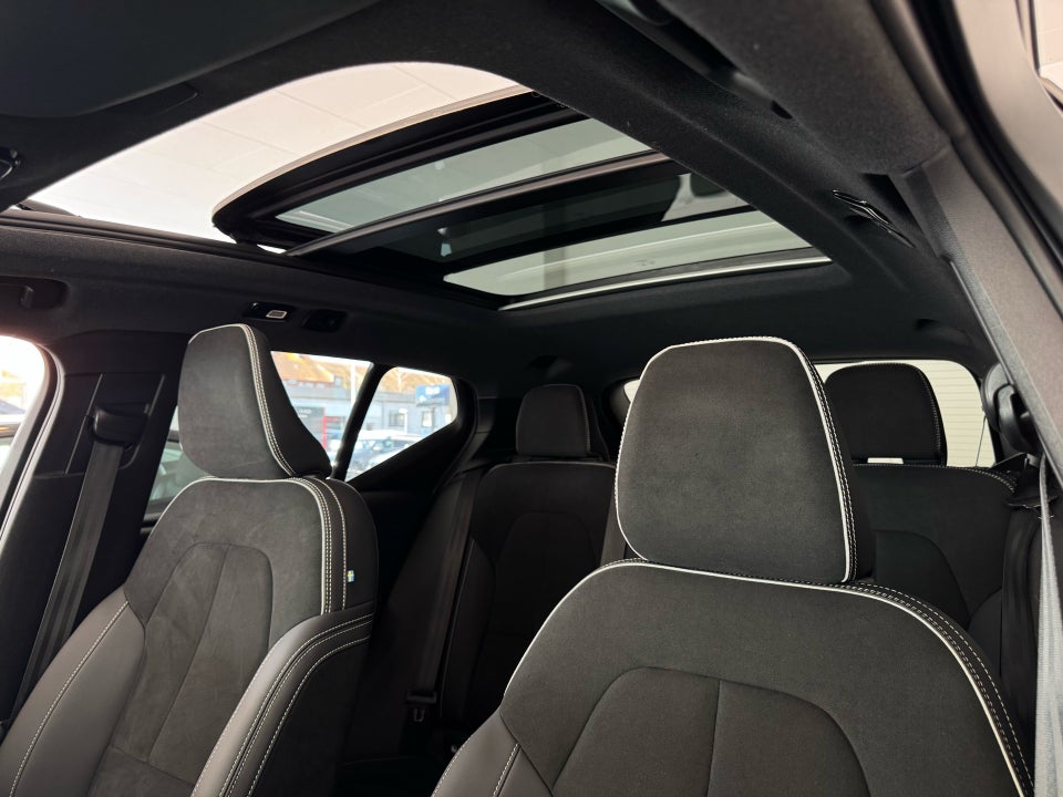 Volvo XC40 P6 ReCharge Pro 5d