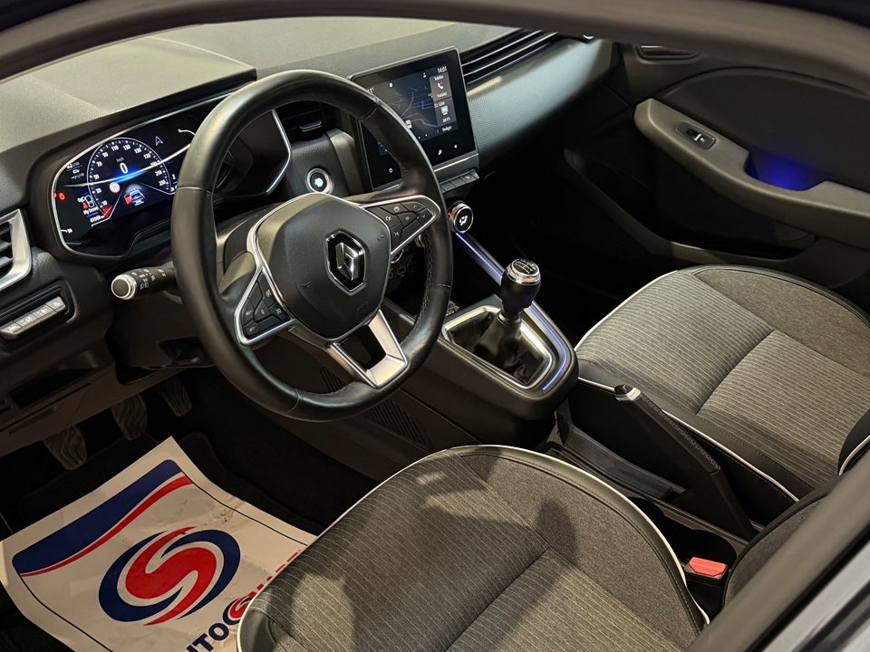 Renault Clio V 1,0 TCe 100 Intens 5d