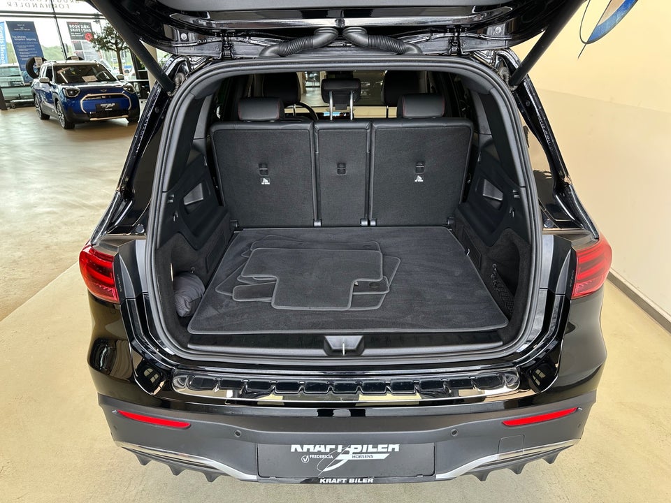 Mercedes EQB250+ AMG Line 5d