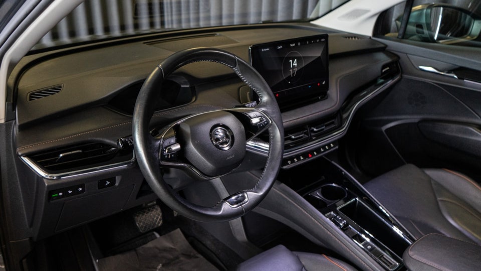 Skoda Enyaq 80x iV Suite 5d