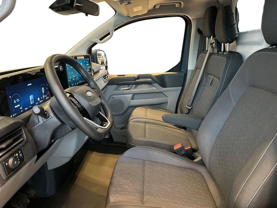 Ford Transit Custom 320 L2 2,5 PHEV Limited CVT