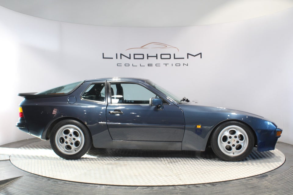 Porsche 944 2,5  3d