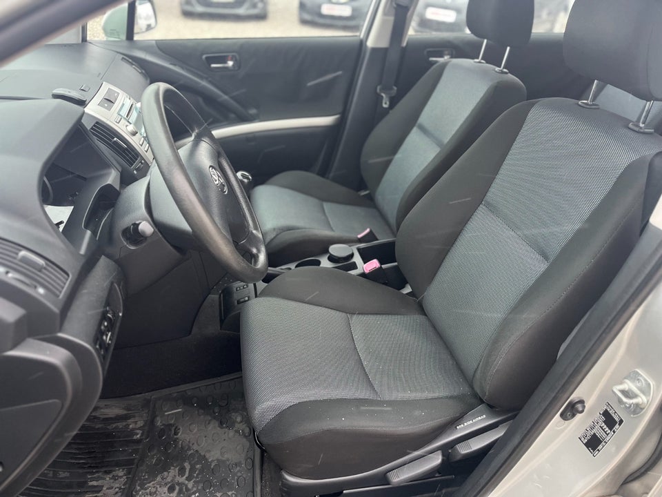 Toyota Verso 1,6 Basic 5d