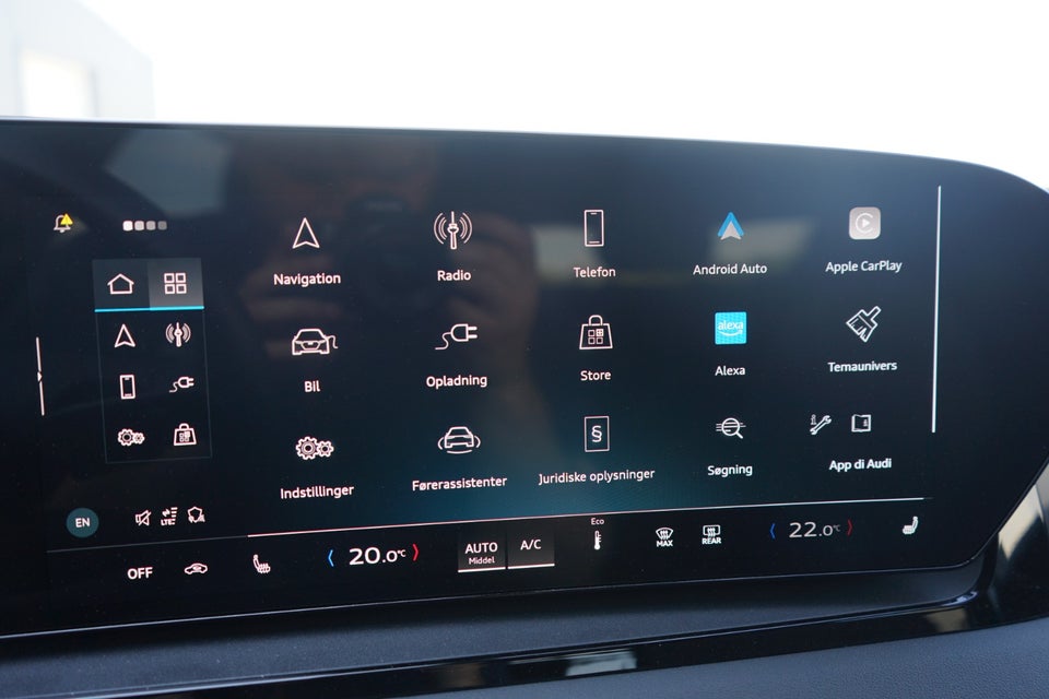 Audi Q6 e-tron S-line quattro 5d
