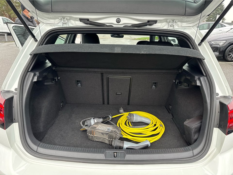 VW Golf VII 1,4 GTE DSG 5d