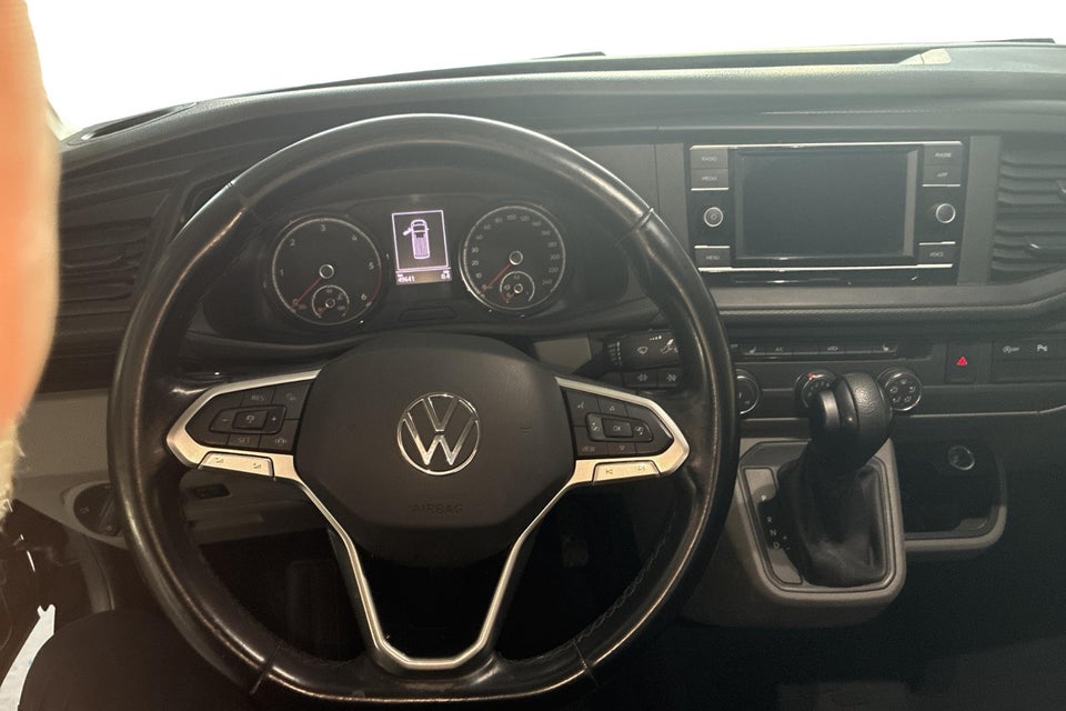 VW Transporter 2,0 TDi 150 Kassevogn DSG kort