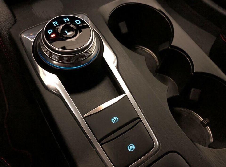 Ford Kuga 2,5 PHEV ST-Line X CVT 5d