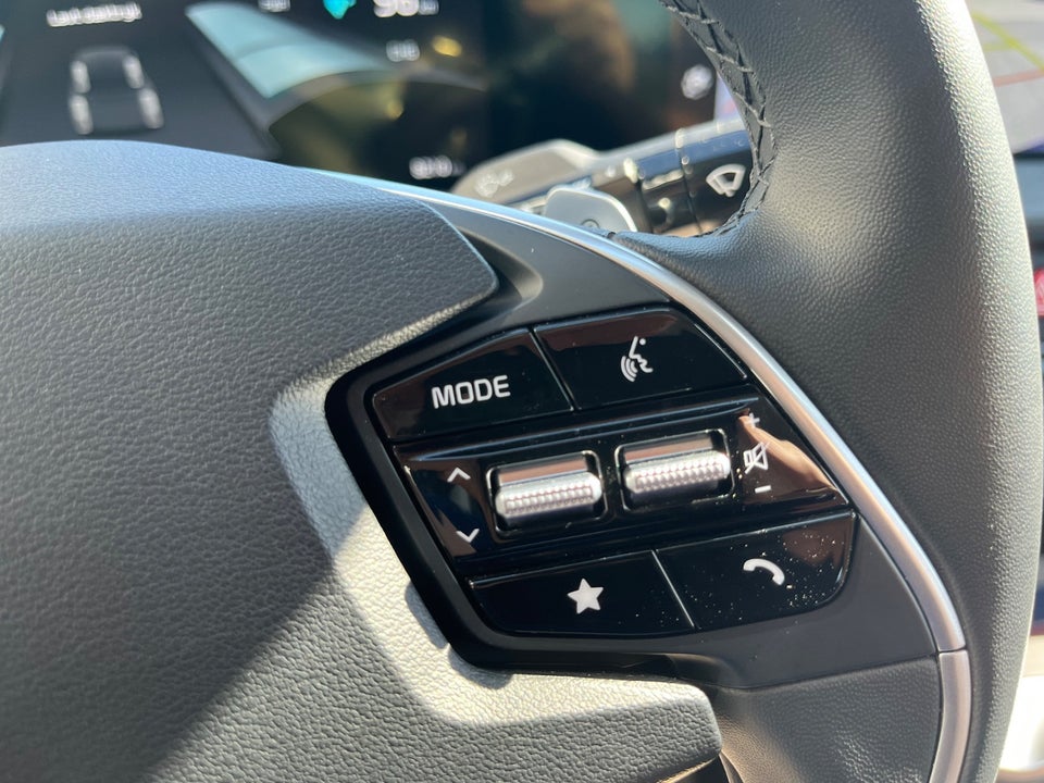 Kia EV6 77 Long Range Access 5d