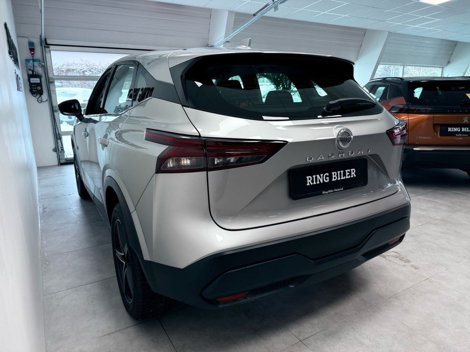 Nissan Qashqai 1,3 mHEV Visia 5d