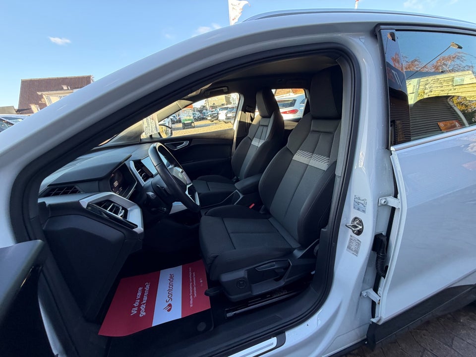 Audi Q4 e-tron 40 Advanced 5d