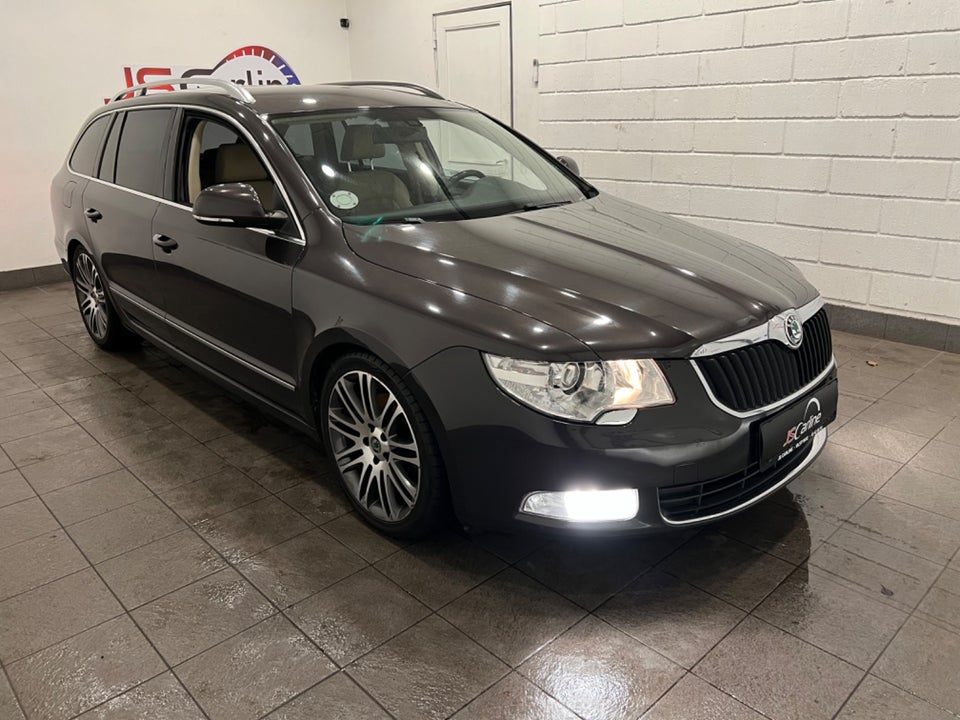 Skoda Superb 1,8 TSi 160 Elegance Combi 5d