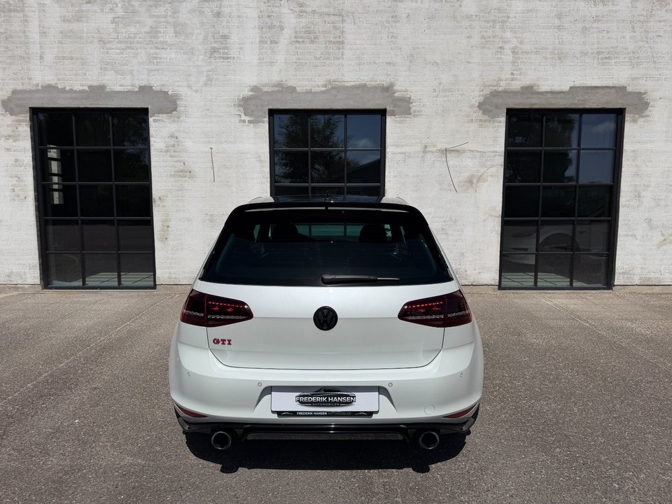 VW Golf VII 2,0 GTi Clubsport DSG 3d